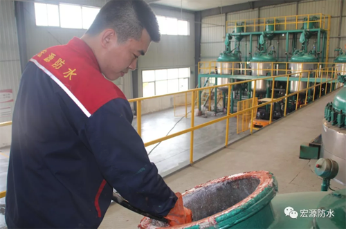 品牌人物|記宏源防水東北生產基地中控操作員孫強